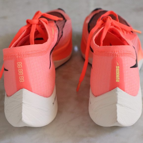 NIKE ZOOMX VAPORFLY NEXT% NEW IN BOX - Picture 3 of 9